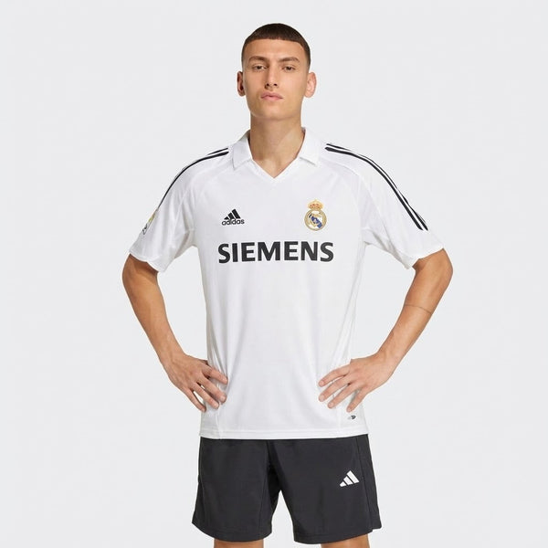 Camisa Retrô Real Madrid 2005/06 I